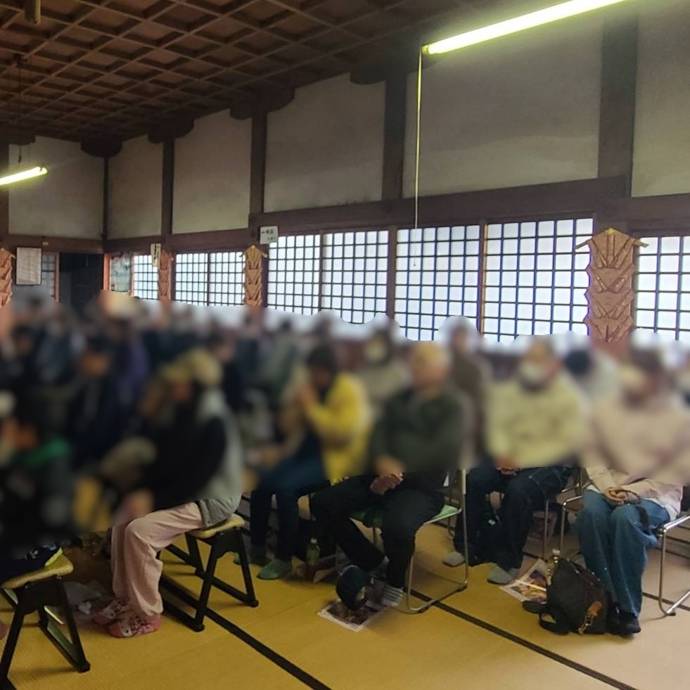 本日、春のお彼岸法要を執り行いました。ご参列くださいました皆様、お疲れ様でございました。また経木塔婆をお申し込みいただきました皆様、ありがとうございました。